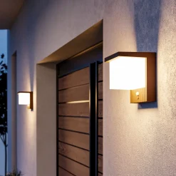 Frigento-LED-aurinkokäyttöinen seinävalaisin, ruosteenvärinen, korkeus 15 cm,