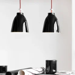 FRITZ HANSEN Caravaggio P1 kiiltävä musta