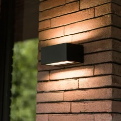 GEMINI-LED-ulkoseinävalaisin, musta, 14 cm, IP54, ylös/alas