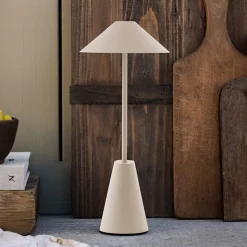 Globen Lighting Cannes -akkuvirtalaitteinen ulkokalustevalaisin, beige, IP54