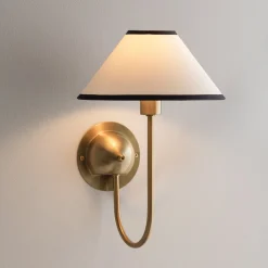 Globen Lighting IRIS-seinälamppu, kermanvärinen, korkeus 32 cm
