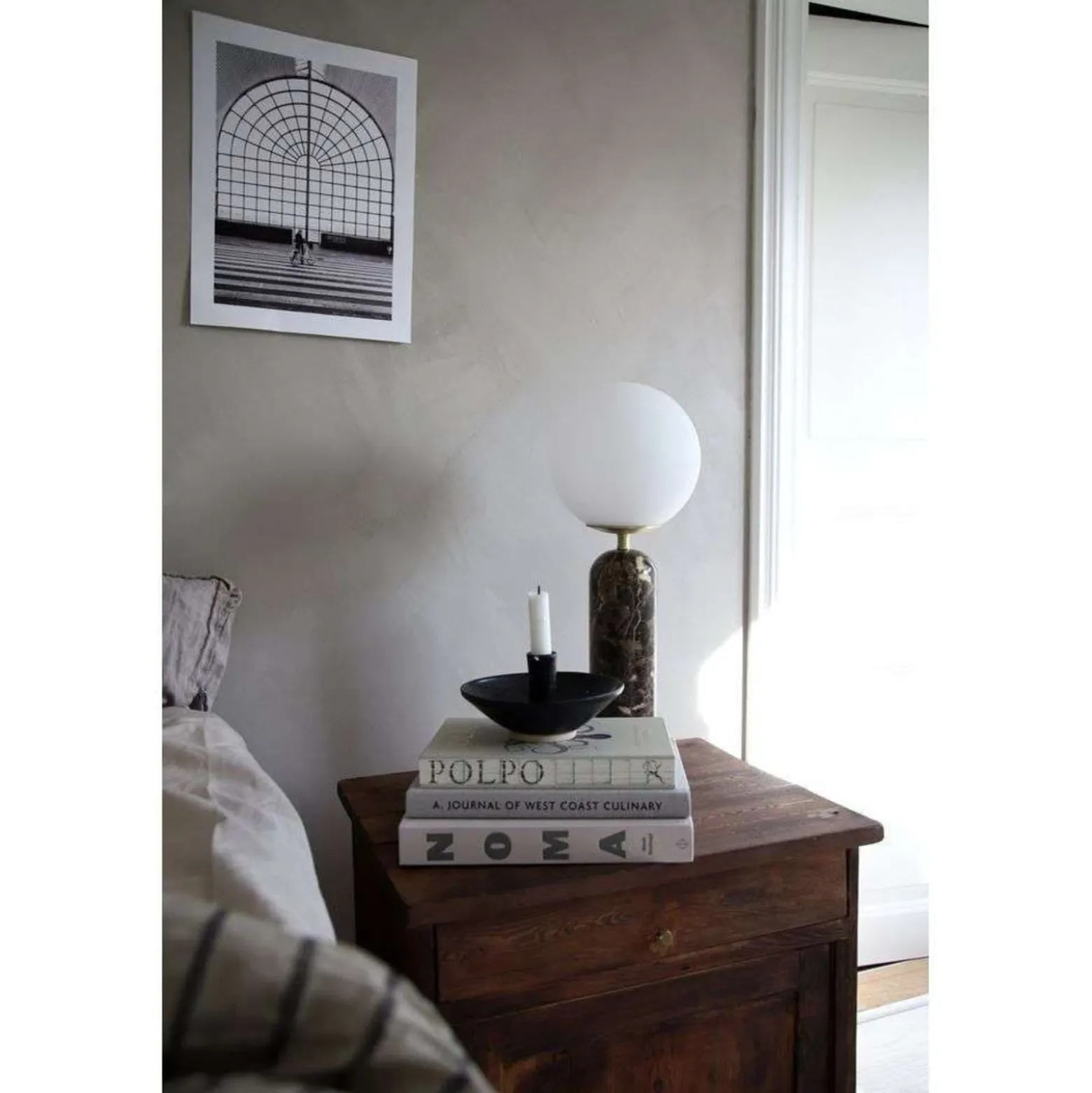 Globen Lighting pöytävalaisin Torrano, musta, korkeus 53 cm
