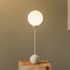 Globen Lighting Ripley-pöytälamppu, beige, korkeus 52 cm, rauta/lasi