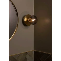 Globen Lighting seinälamppu ART DECO, messinki/harmaa Ø 16 cm IP44