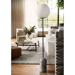 Globen Lighting Torrano-lattiavalaisin, ruskea, korkeus 145 cm