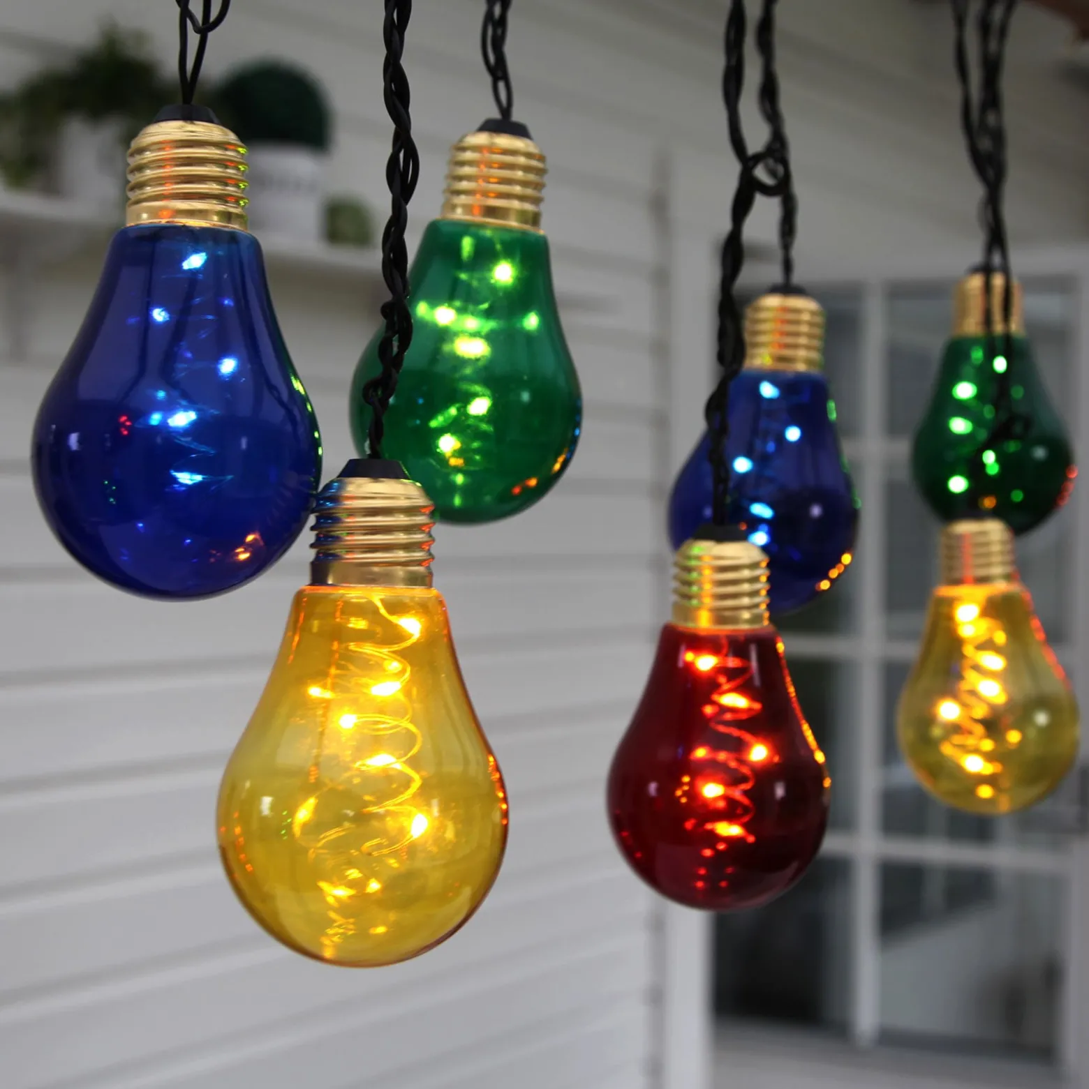 Glow-LED-valoketju 10 värikkäällä valolla