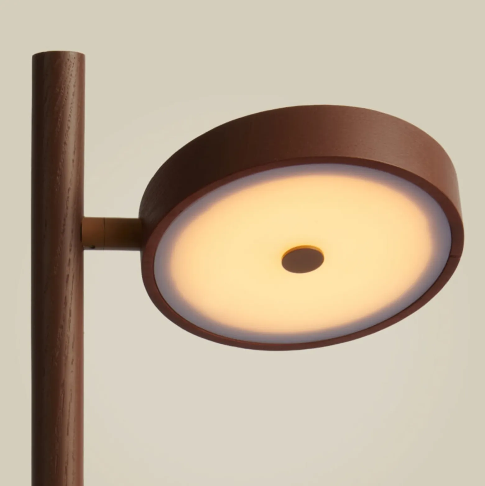 GOOD & MOJO LED-lattiavalo Okinawa, 1-lamppuinen, ruskea, 146 cm, puu