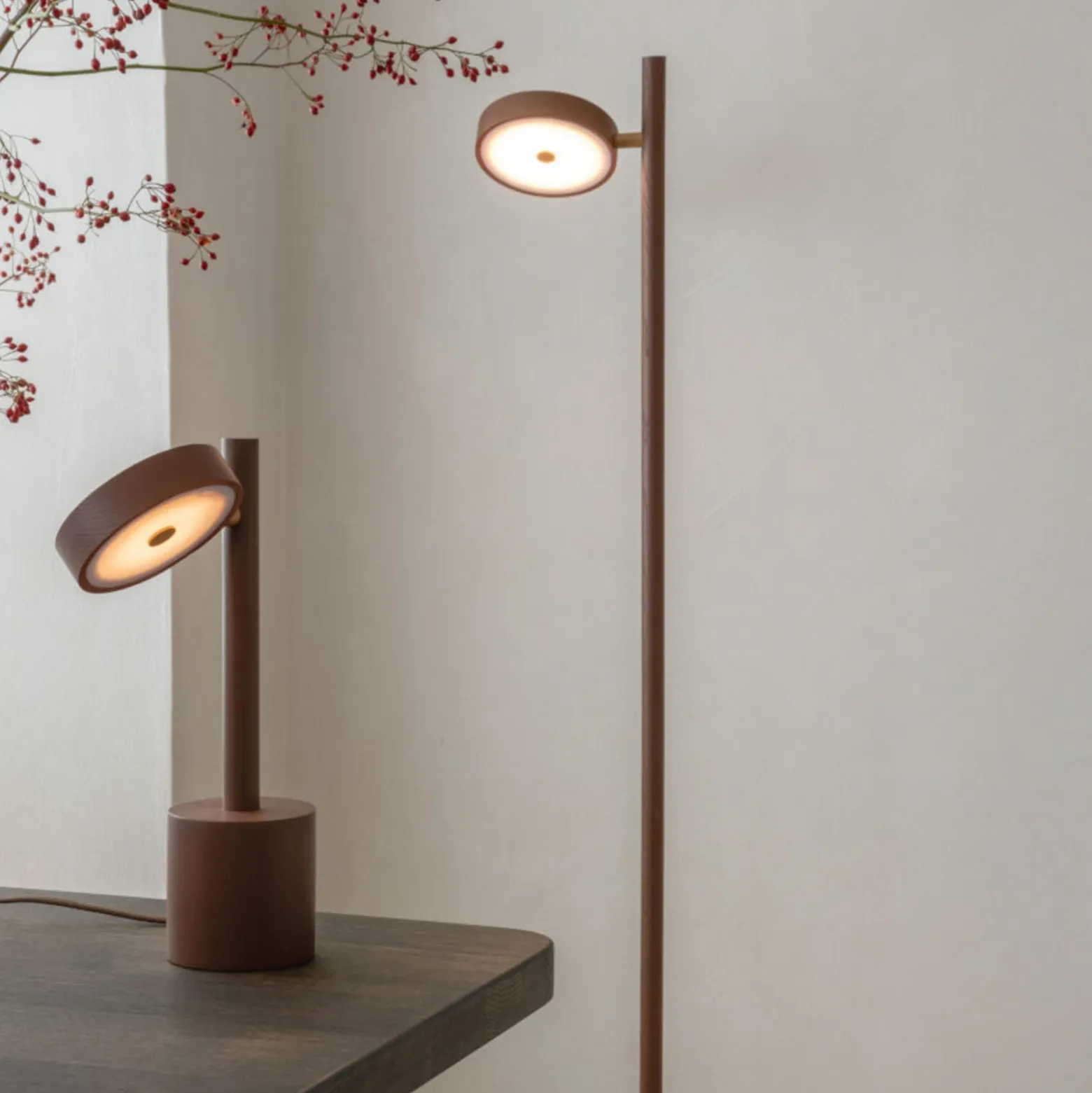 GOOD & MOJO LED-lattiavalo Okinawa, 1-lamppuinen, ruskea, 146 cm, puu