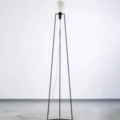 GRUPA Model M3 -LED-lattiavalo musta/valk. johto