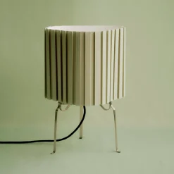 HAY-pöytälamppu Canelé, vihreä, korkeus 37 cm, E14, tekstiili
