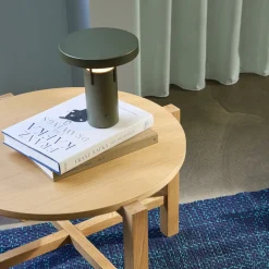 HÜBSCH LED-akkukäyttöinen pöytälamppu BringMe Mini, tummanvihreä, 20 cm