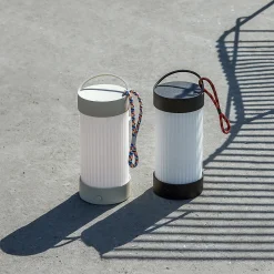 HÜBSCH LED ladattava pöytävalaisin Camp musta, lasi, rauta, IP44