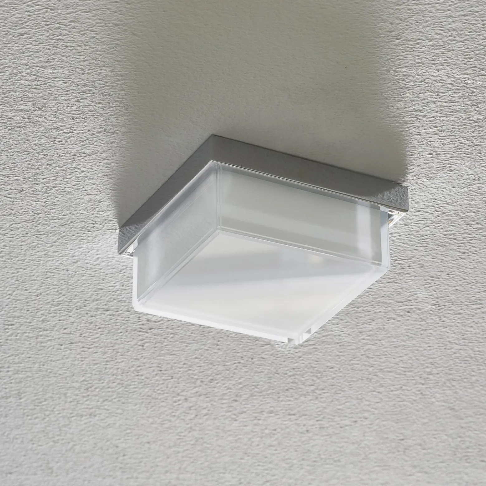 Helestra Cosi -LED-kattovalaisin, kromi 11x11 cm