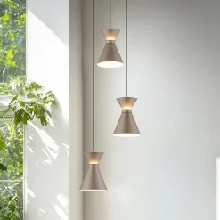 Helestra LED-riippuvalaisin LUK, 3-lamppuinen, ruskea, himmennettävä