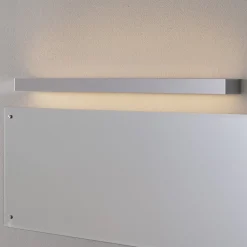 Helestra Theia LED-peilivalaisin, kromattu, 90 cm