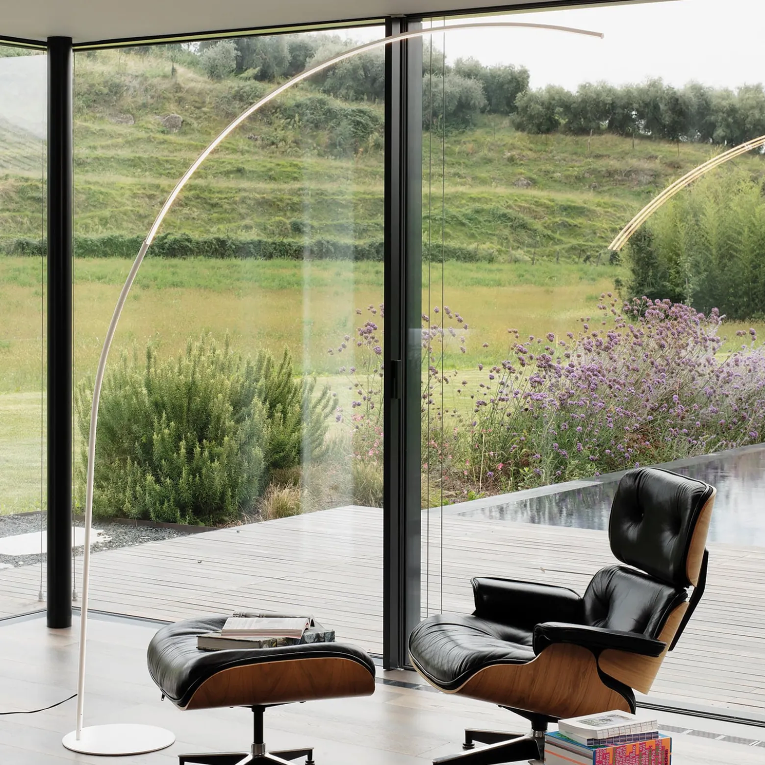 Ideal Lux LED-lattiavalaisin Comet, valkoinen, metallia, korkeus 210 cm