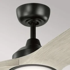 Imari LED-kattotuuletin, kolmilapainen