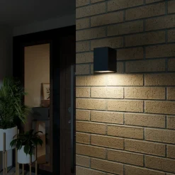 Joustava LED-ulkoseinävalaisin Lorik