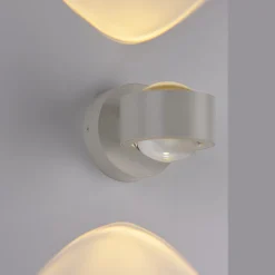 JUST LIGHT. LED-akkuinen seinävalaisin Chia, hiekka, rauta, 3 000 K
