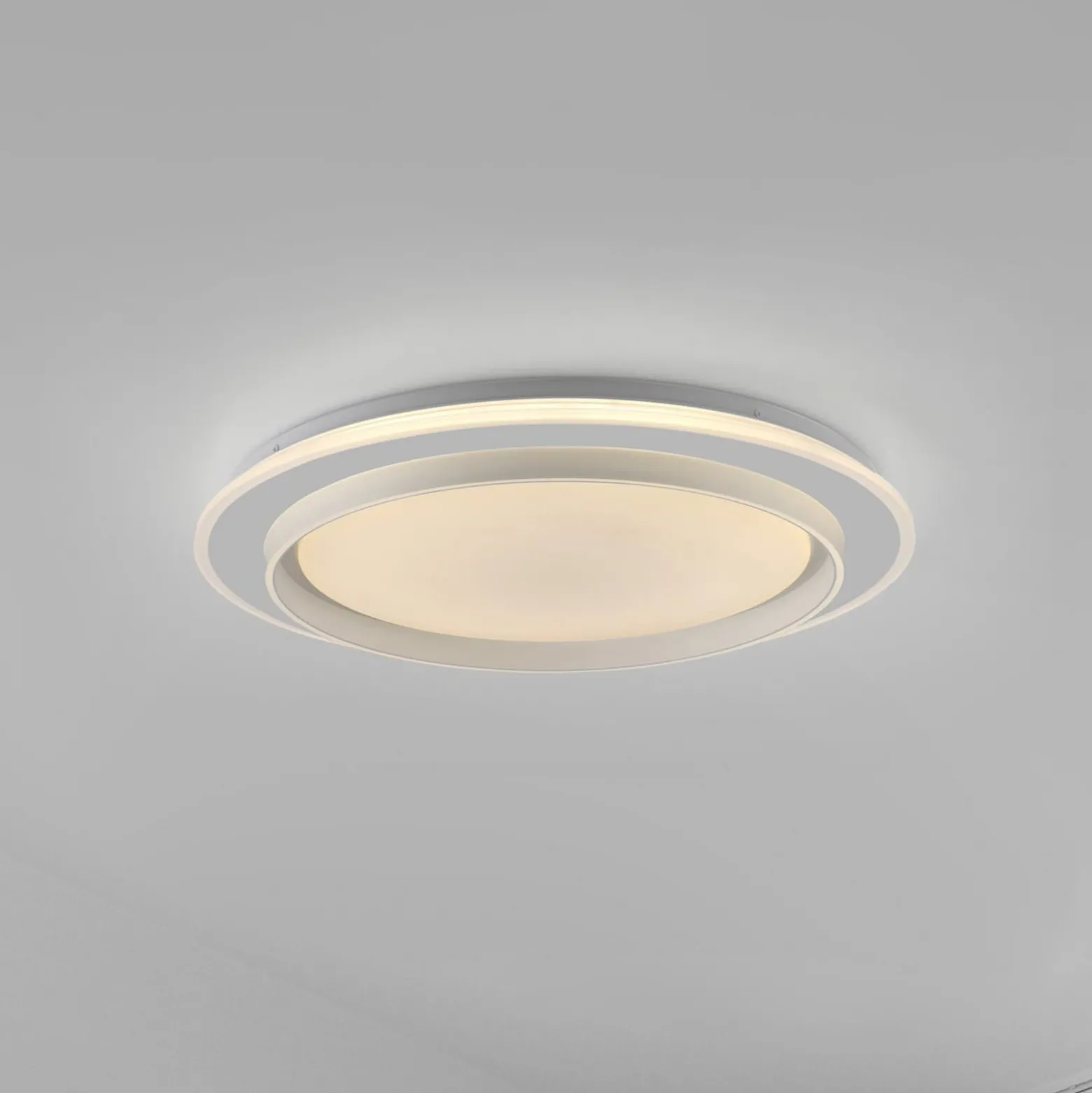 JUST LIGHT. LED-kattovalaisin Lago Ø 49,3 cm CCT Kaukosäädin