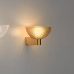 Kartell Fata -LED-seinävalaisin, meripihka