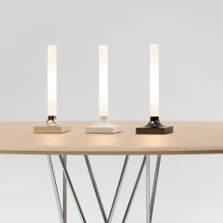 Kartell Goodnight-pöytävalo IP20 titaani-metalli