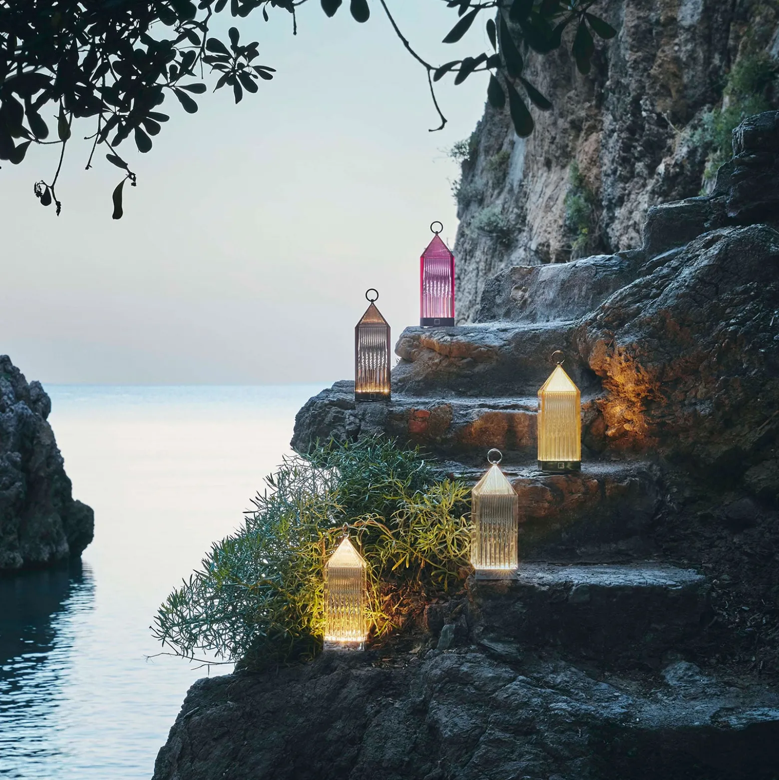 Kartell Lantern -LED-pöytälamppu, savunharm. IP54