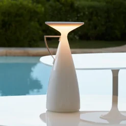 Kartell LED-akku pöytävalaisin Camomille, valkoinen, korkeus 24 cm
