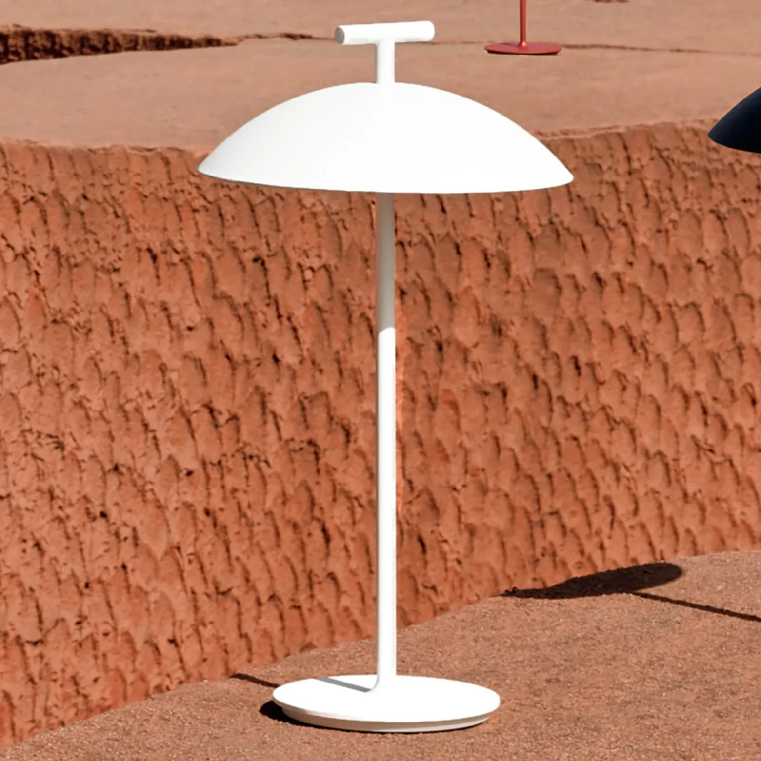 Kartell Mini Geen-A -LED-pöytälamppu 2 700 K valk.