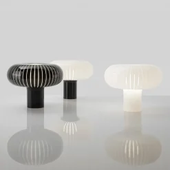 Kartell Teresa pöytävalaisin, valkoinen, Ø 50 cm, kierrätetty PMMA