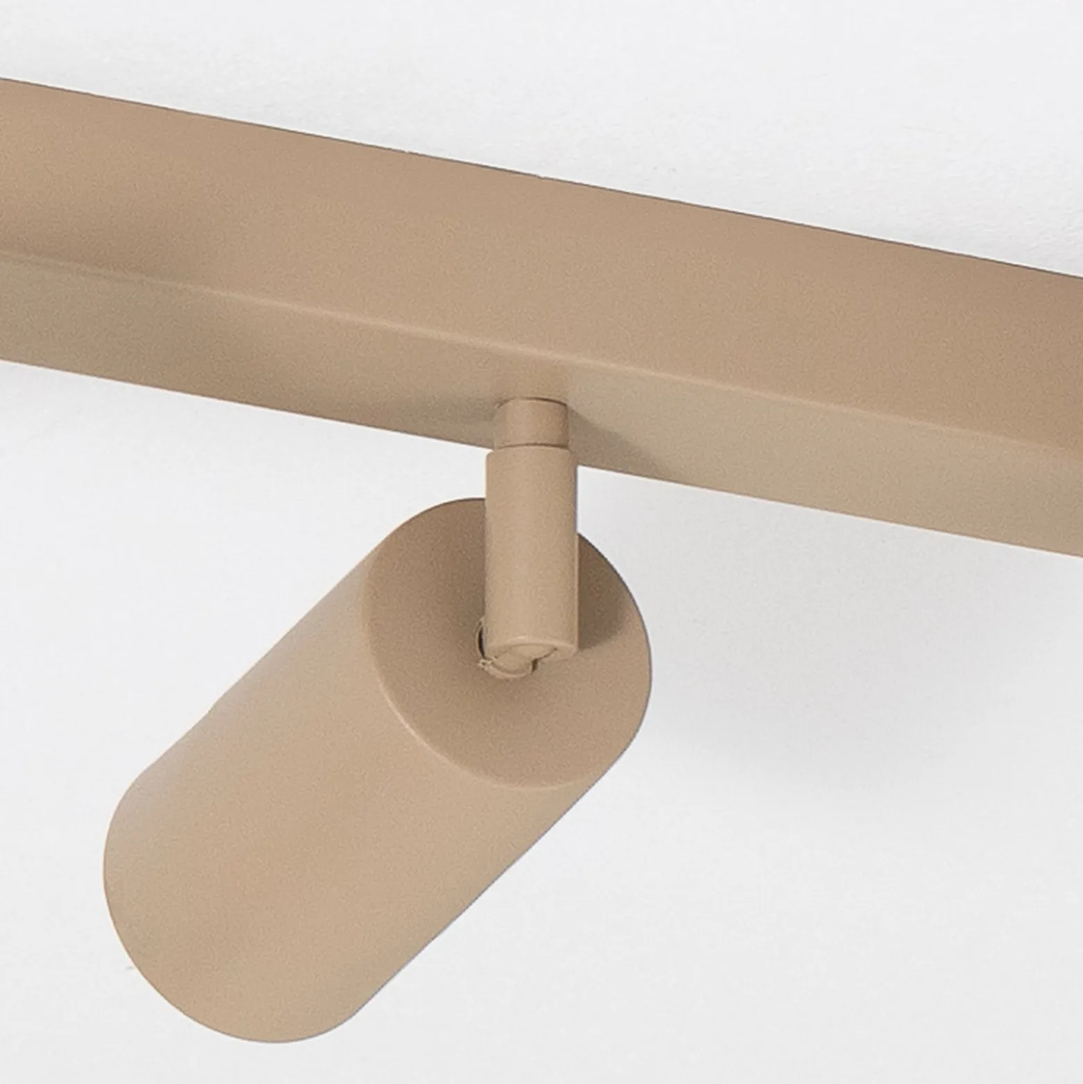 Kattokohdevalo Link, beige, pituus 90 cm, 6-lamppuinen.