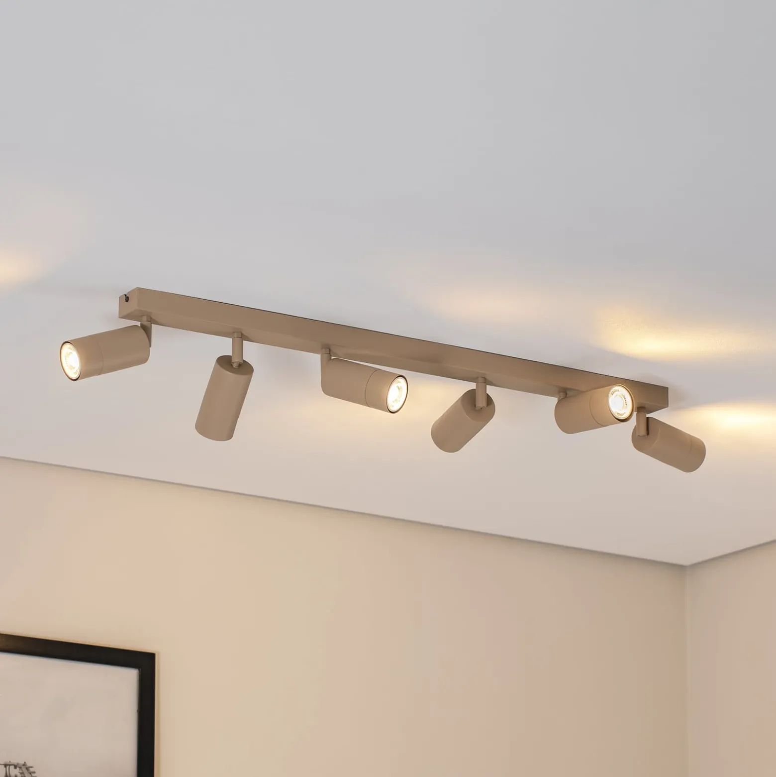 Kattokohdevalo Link, beige, pituus 90 cm, 6-lamppuinen.