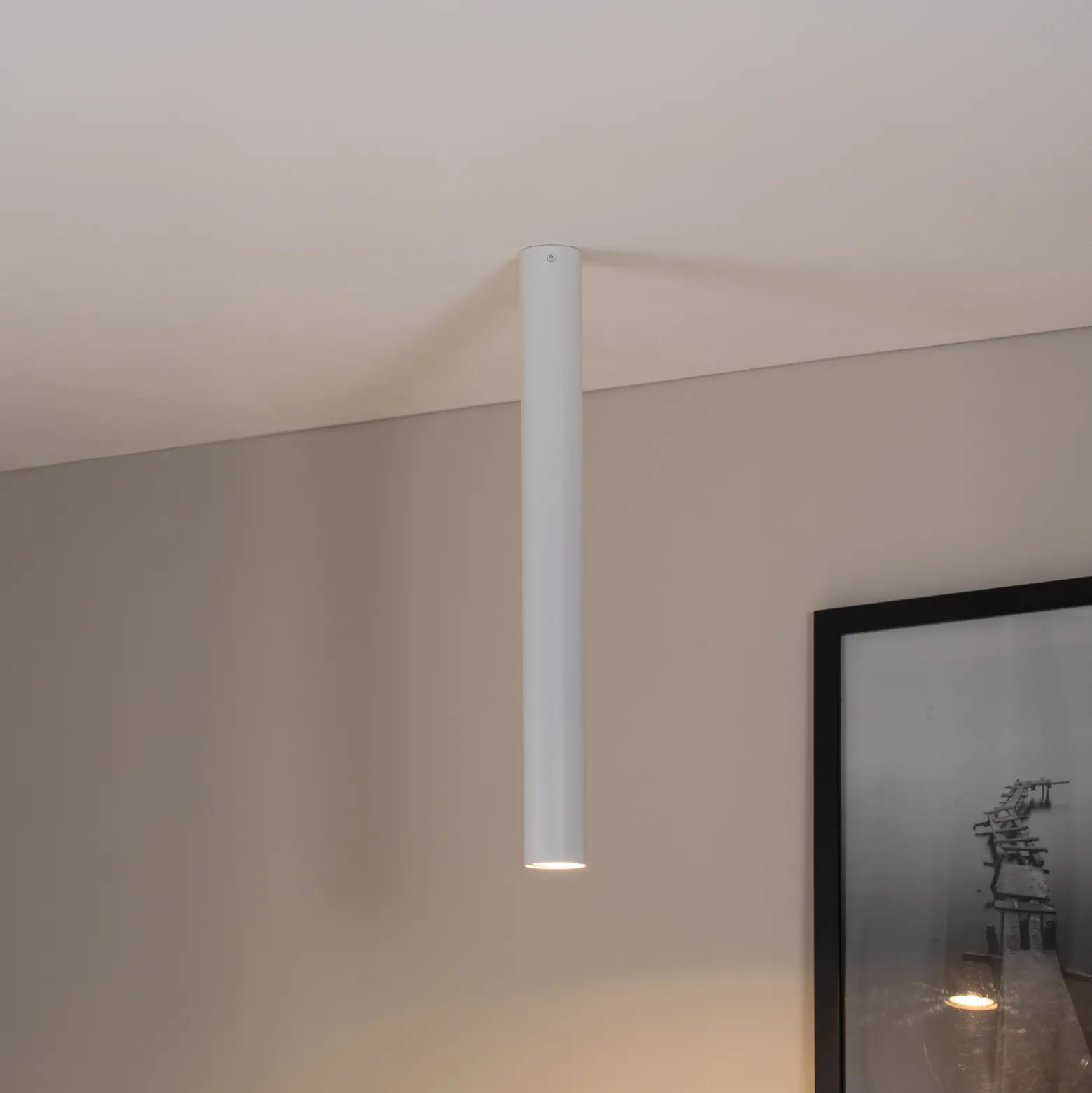 Kattokohdevalo Tecno 1XL, teräs, GU10, korkeus 60 cm, valkoinen
