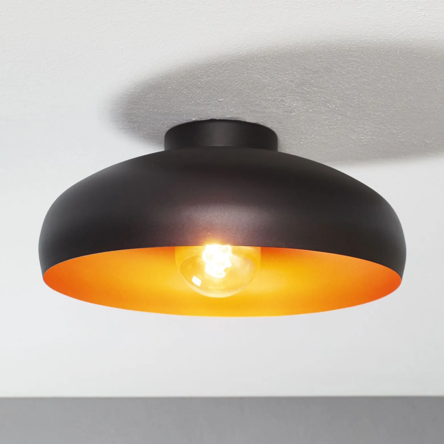 Kattovalaisin Mogano metallia, Ø40 cm, musta
