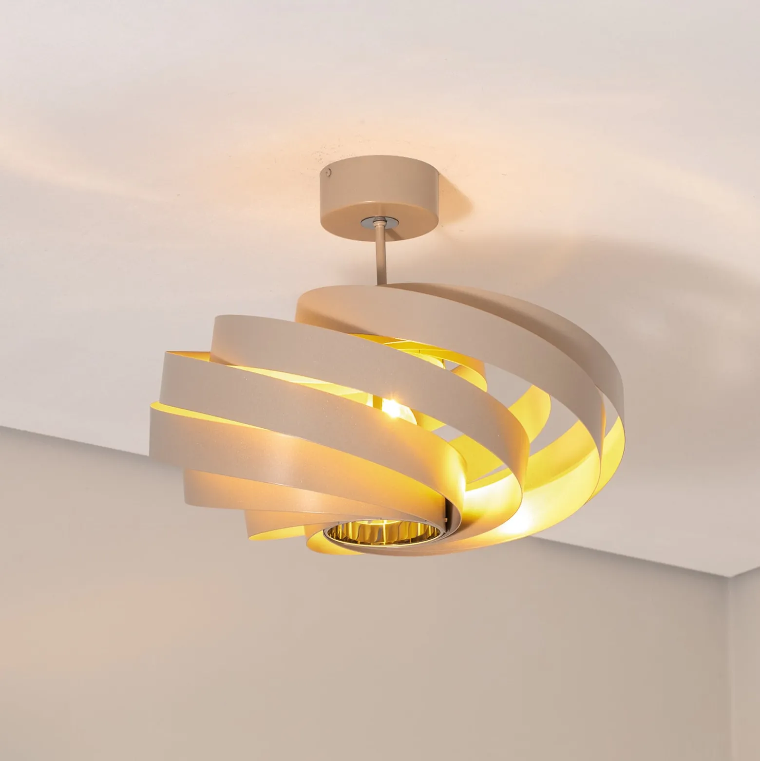 Kattovalaisin Vento, beige, Ø 50 cm