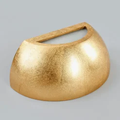 Kolja-seinävalaisin kultakalvopinnalla