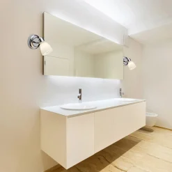 Kromattu Kensington-seinävalaisin IP44-suojattu