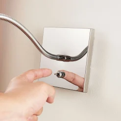 Kromattu seinälukuvalaisin Berfin, LED