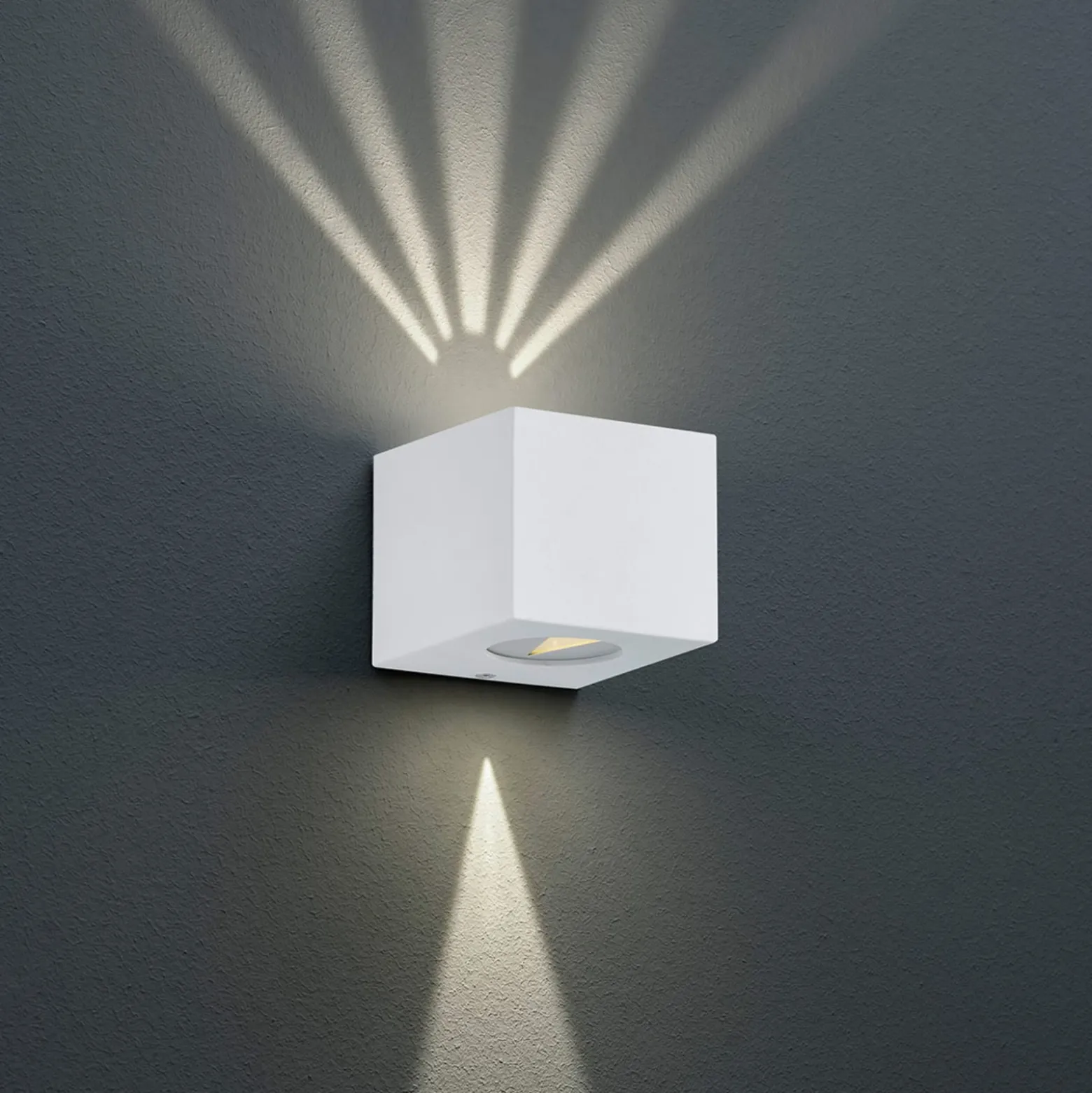 Kulmikas LED-ulkoseinälamppu Cordoba, valkoinen