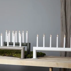 Kynttilänjalka Circum, suora, 7-liekkinen, harmaanruskea