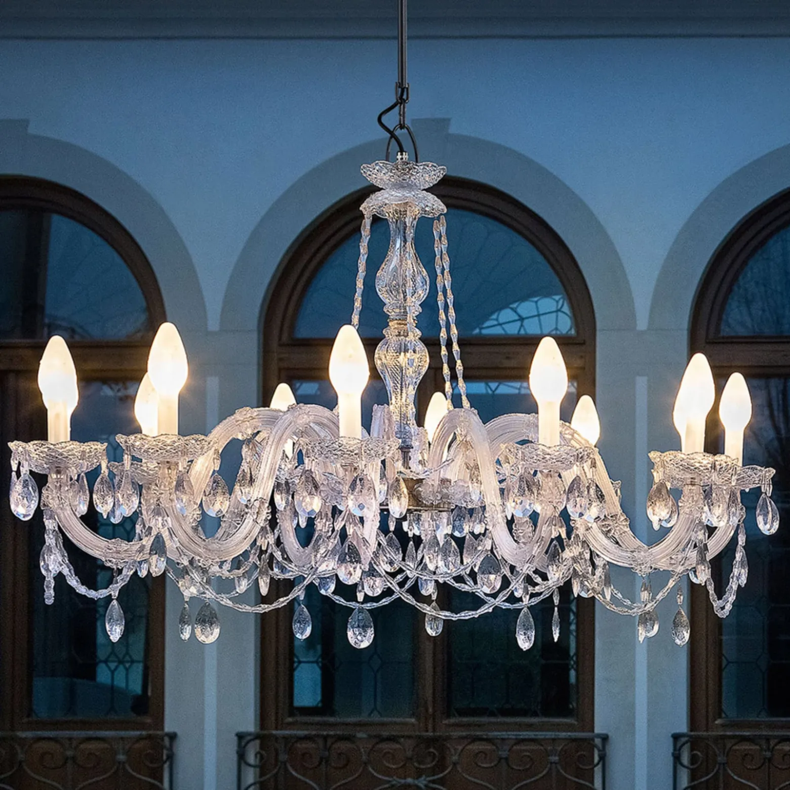 12-lamppuinen LED-ulkokattokruunu Drylight S12