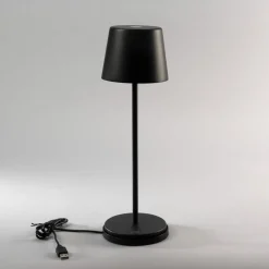 LED-akkukäyttöinen LED-pöytävalaisin Vence, korkeus 32 cm, musta, IP54, USB