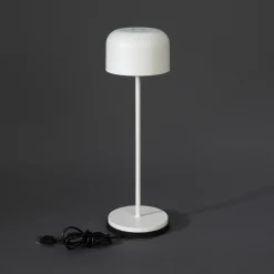 LED-akkukäyttöinen pöytälamppu Lille, korkeus 36 cm, valkoinen, IP54, USB