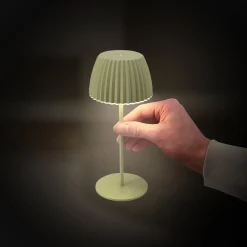 LED-akkupöytälamppu Brilo unplugged Riffle, 20 cm, vihreä