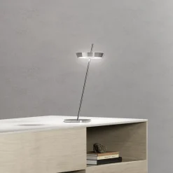 LED-akku-pöytälamppu Mahina kromivärinen korkeus 36 cm metalli CCT