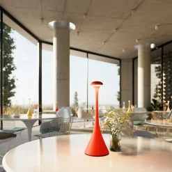LED-akkupöytälamppu Nudrop, IP54, tulipunainen