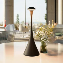 LED-akkupöytälamppu Nudrop, IP54, yönmusta