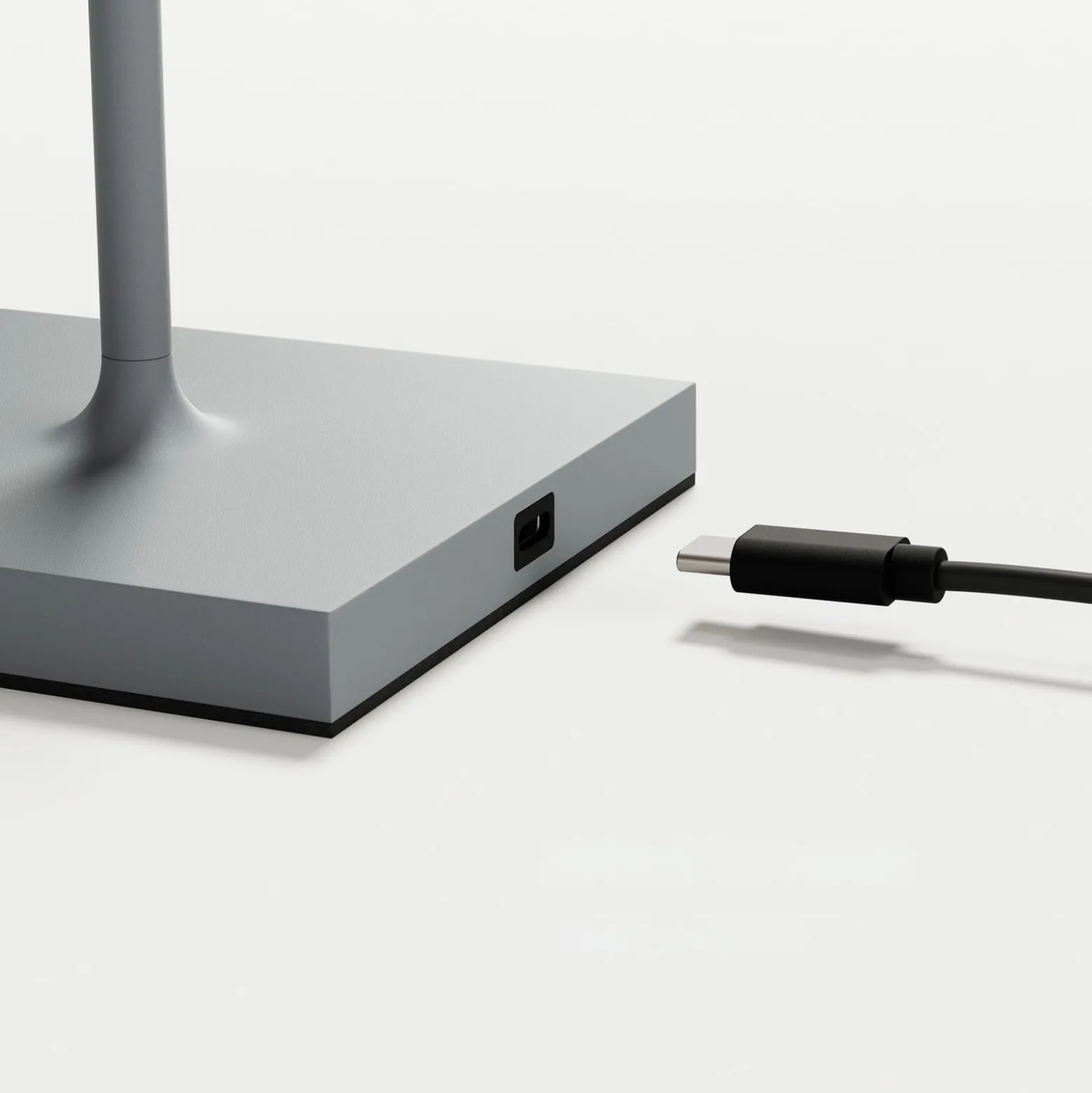 LED-akkupöytälamppu Nuindie, USB-C, harmaa, IP54, himmennettävä