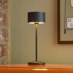LED-akku-pöytälamppu Veluna, musta, korkeus 25 cm IP44 himmennettävä CCT