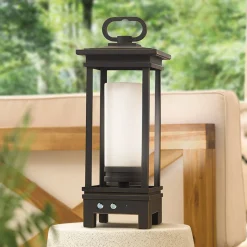 LED-akkuvalaisin South Hope Bluetooth-kaiuttimella